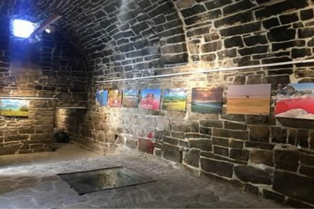نمایشگاه عکس طبیعت در قره کلیسای چالدران دایر شد