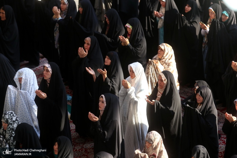 نماز عید سعید قربان در حرم کریمه اهل بیت(ع)