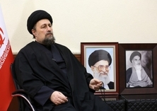 Seyyed Hassan Khomeini issues condolence message on passing of Mohammad Khatami's sister