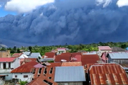 صحنه‌ای باورنکردنی از آتشفشان تازه فعال شده اندونزی