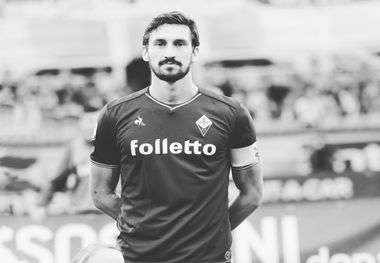 بایگانی شدن پیراهن شماره 13 داویده آستوری در دو باشگاه
