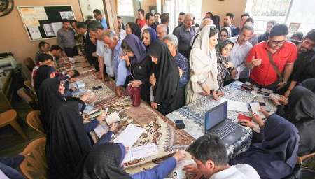 انتخابات شوراهای شهر و روستا در اصفهان در3300 شعبه در حال برگزاری است
