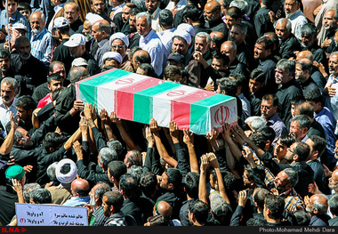 پیکر ۱۸ شهید تازه تفحص شده در خوزستان تشییع شد