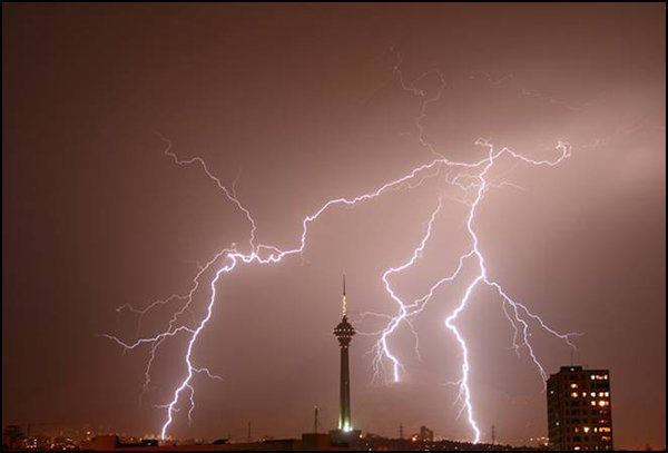 هواشناسی وزش باد، رگبار و رعد و برق را برای استان تهران پیش بینی کرد