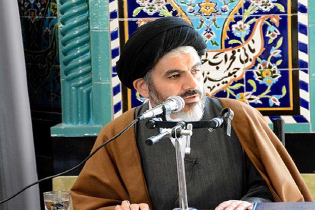 عزت و اقتدار جمهوری اسلامی ایران از برکات انقلاب است