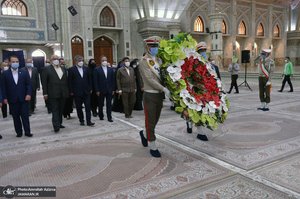 تجدید میثاق رئیس و کارکنان سازمان ملی استاندارد با آرمان های حضرت امام خمینی(س)