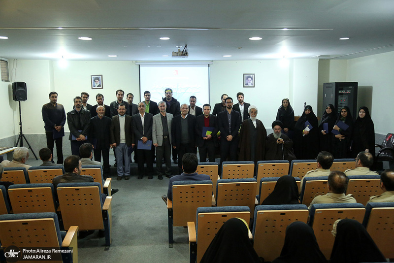 مراسم تجلیل از پژوهشگران برتر پژوهشکده امام خمینی(س) و انقلاب اسلامی