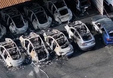 آتش سوزی مشکوک خودروهای تسلا پس از فرانسه، آلمان و آمریکا به ایتالیا رسید