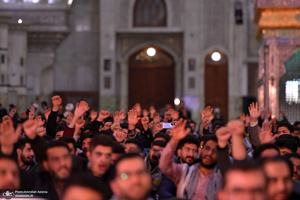 گردهمایی سراسری بسیج دانشجویی و طلاب در حرم مطهر امام خمینی (س) - 1