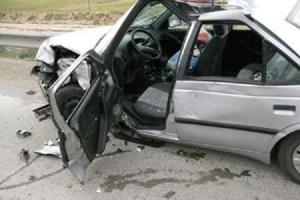واژگونی خودرو در محور ترانزیت اردستان- نائین یک کشته داشت