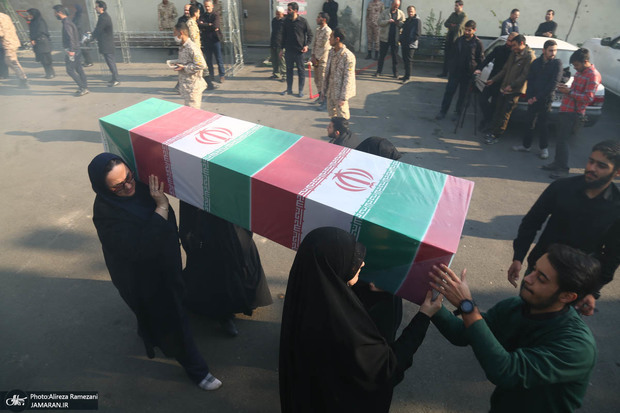 مراسم تشییع شهدای گمنام دفاع مقدس در تهران + فیلم