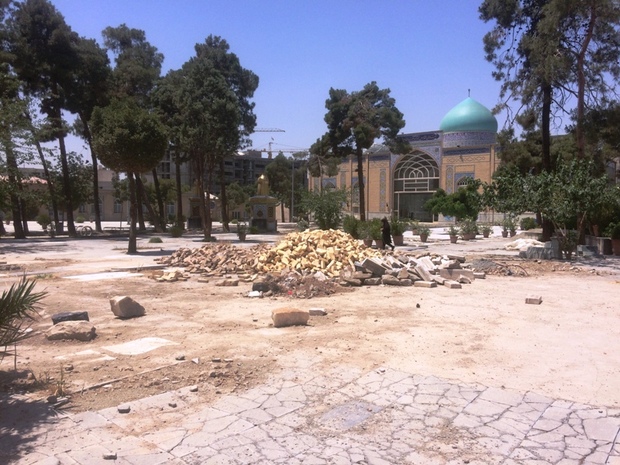 مفقود شدن سنگ قبرهای صحن امامزاده عبدالله (ع) ری صحت ندارد