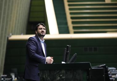 انتقاد روزنامه فرهیختگان از فعالیت انتخاباتی بذرپاش: اگر وزیری در ماموریت وزارتخانه موفق شود، نیازی به «رفیق» در بهارستان ندارد/ مسکن که یکی از اساسی‌ترین و شاید ابرچالش کشور است، چندین برابر آن صندلی‌های احتمالی مجلس ارزش دارد