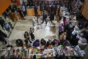 از حضور سلبریتی ها تا صف‌های طویل مشتری در نمایشگاه کتاب 

