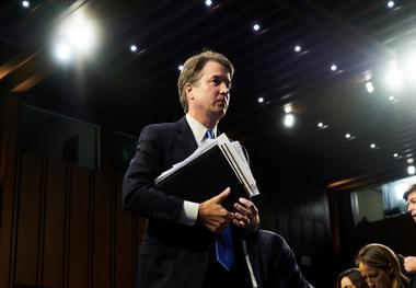 قاضی متجاوز و جنجالی آمریکا سوگند یاد کرد+عکس
