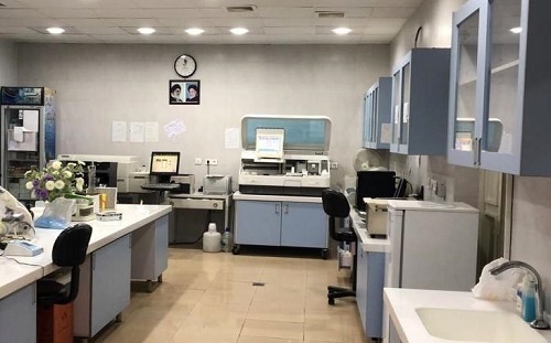 خدمت رسانی به بیش ۳۲ هزار بیمار در آزمایشگاه علوم پزشکی شیراز
