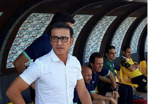 عاشوری سرمربی خوشه‌طلایی شد
