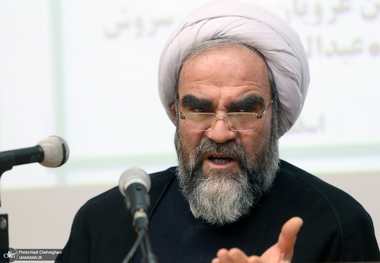 آیت الله غرویان: اعضای شورای نگهبان باید از نقدهای عالمانه و نظرات استقبال کنند/ سیاست ها نباید به گونه ای باشند که مردم احساس کنند دستشان در مسأله انتخابات بسته شده است