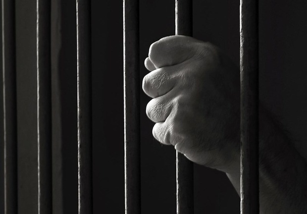 جزئیات خدمات پزشکی به بقایی در زندان