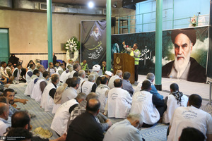 مراسم عزاداری کاروان پیاده زائران امام خمینی (س) استان گیلان در حسینیه جماران