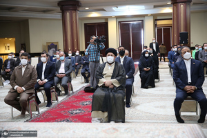 دیدار رئیس و کارکنان سازمان ملی استاندارد با سید حسن خمینی