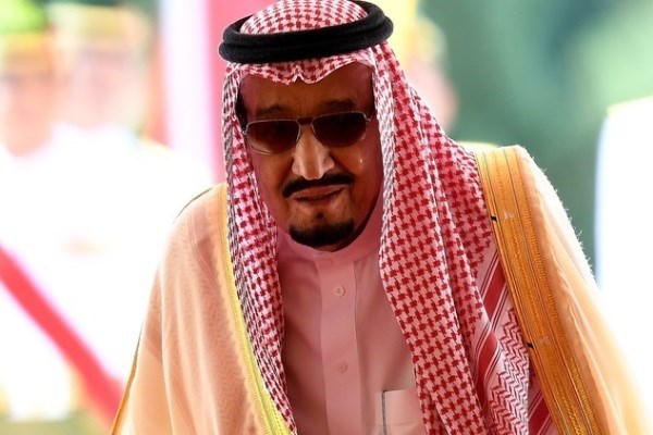 رفتار عجیب پادشاه عربستان در دیداری  دیپلماتیک 