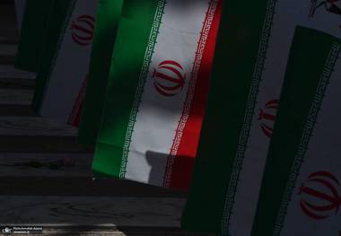 سوگواری برای مامِ میهن؛ میانِ آوار و قضاوت