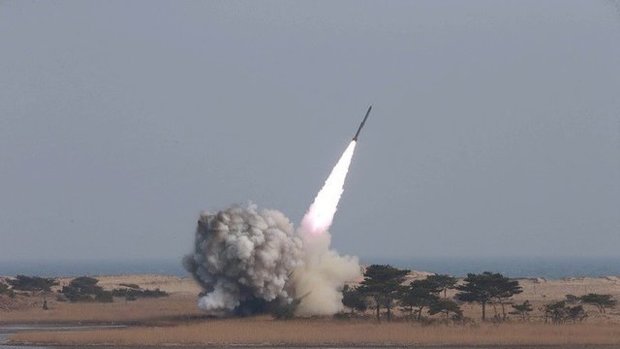 آزمایش موشکی جدید کره‌شمالی/ترامپ: این آزمایش‌ها پیونگ‌یانگ را منزوی می‌کند