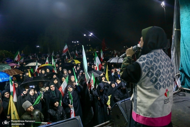 پنجاهمین شب اجتماع پر شور مردم در میدان نماز