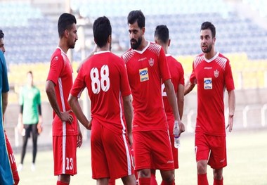 پرسپولیس مقابل نساجی متوقف شد
