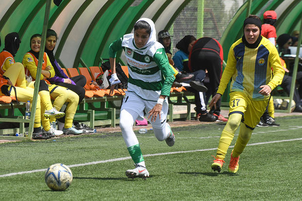 تیم ذوب آهن اصفهان، پالایش گاز ایلام را شکست داد