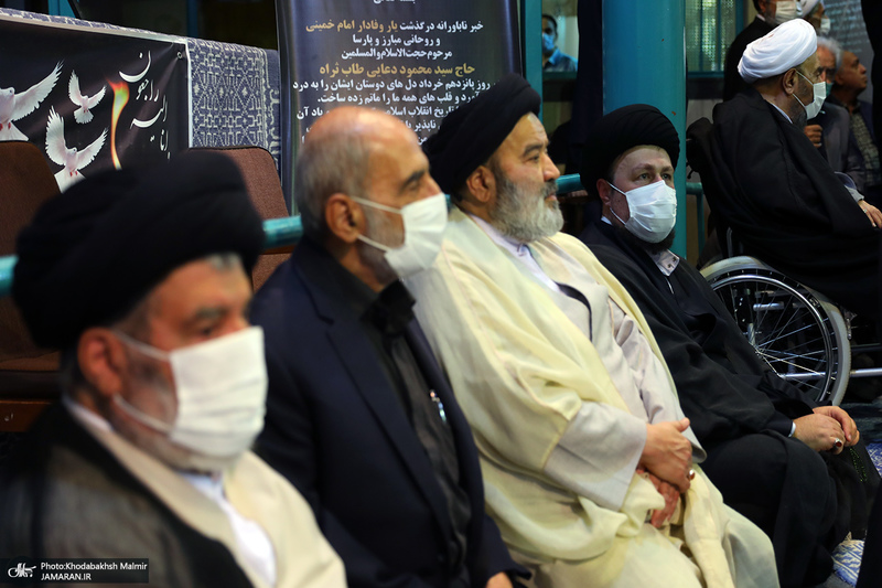 مراسم وداع با پیکر حجت الاسلام و المسلمین سید محمود دعایی در حسینیه جماران -3
