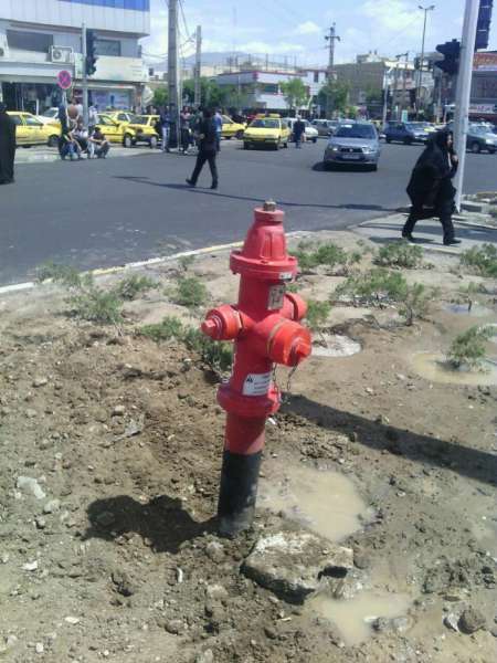 7 دستگاه شیرهیدرانت آتش نشانی برای اطفای حریق در فردیس نصب شد