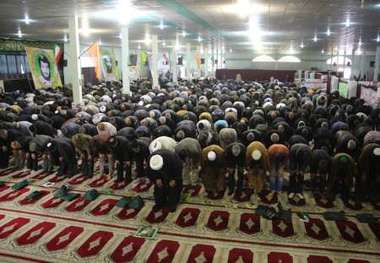 امام جمعه موقت اندیمشک:گرد و غبار زندگی مردم خوزستان را مختل کرده است