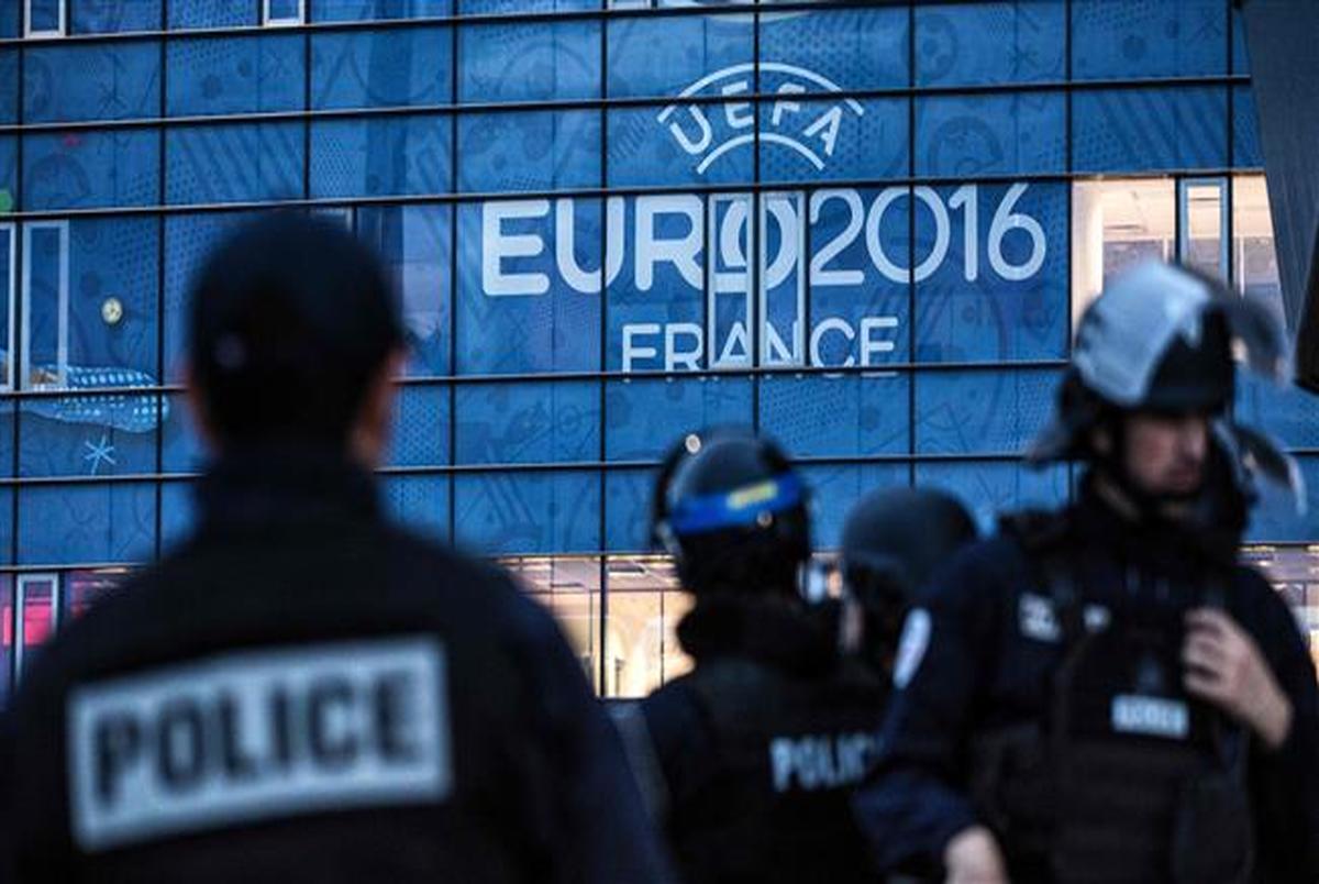 پلیس فرانسه ۳ هوادار آشوب‌طلب ایتالیا را دستگیر کرد