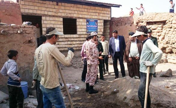 همت بسیجیان جهادگر برای احداث منزل در منطقه محروم شوط