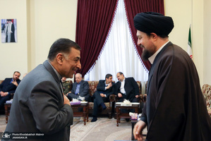 حاشیه های تجدید میثاق رئیس جمهور و اعضای هیأت دولت با آرمان‌های حضرت امام(س)