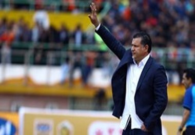 علی دایی به خاطر مردم زلزله‌زده دعوت فیفا را رد کرد
