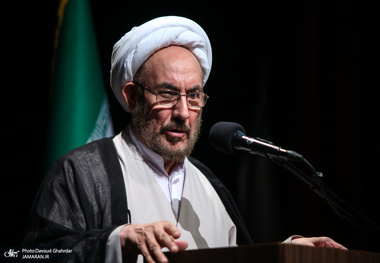 علی یونسی: زرتشتیان از میراث فرهنگ ایرانی حفاظت کردند