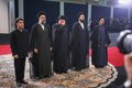 اشک‌های آیت‌الله سید حسن خمینی در سوگ رهبر شهید + عکس