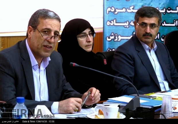 استاندار بوشهر: طرح تقویت بنیه علمی دانش آموزان با قوت ادامه می یابد