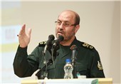تاکید دوباره وزیر دفاع بر زنده و در اسارت بودن سردار احمد متوسلیان