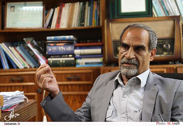 نعمت احمدی: سکوت در برابر سستی در اجرای دستورات دینی، بی اعتمادی مردم را موجب می شود