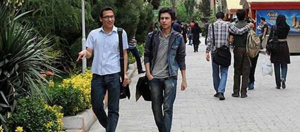 مجمع ملی جوانان اولین نهاد غیردولتی در جمهوری اسلامی است