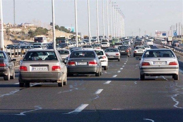 تردد خودرو از راه های استان قزوین 6 درصد رشد یافت