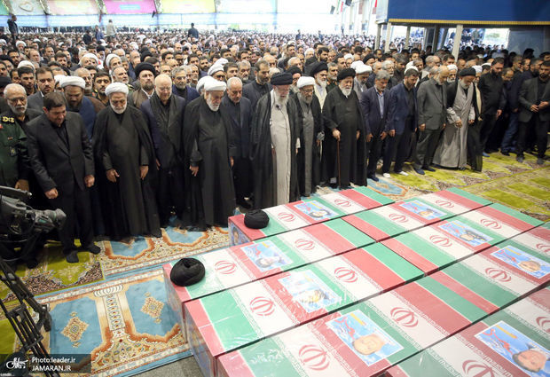 مراسم إقامة الصلاة و تشییع جثامین الشهداء صباح الیوم
