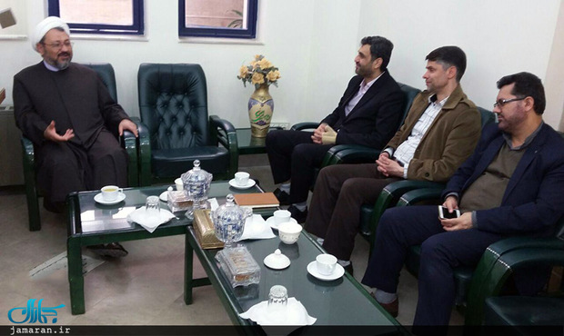 مدیر کل و معاونین کمیته امداد امام(ره) استان اصفهان با مدیر موسسه تنظیم ونشر آثار امام خمینی(س) اصفهان دیدار کردند