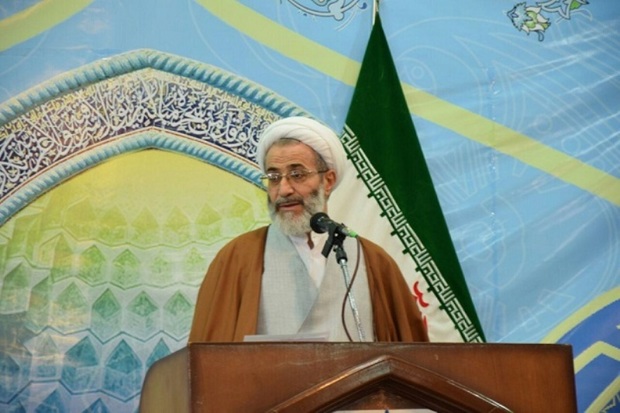عزت مردم ایران نتیجه وحدت و رهبری دینی است