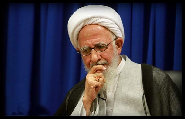 حضرت آیت الله جوادی آملی: کنار آمدن با کفار ممکن و با مستکبران غیرممکن است/ ابتدا و انتهای همه کتاب های الهی با یکدیگر هماهنگ هستند