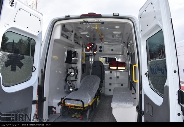 ۲ دستگاه آمبولانس تحویل دانشکده علوم‌ پزشکی خوی شد